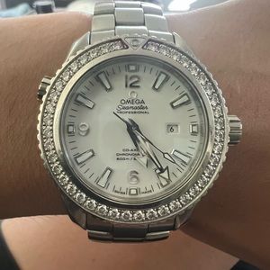 Omega women’s sea master 600 diamond